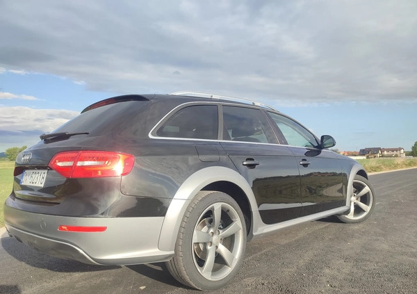 Audi A4 Allroad cena 56700 przebieg: 249000, rok produkcji 2014 z Wiązów małe 277